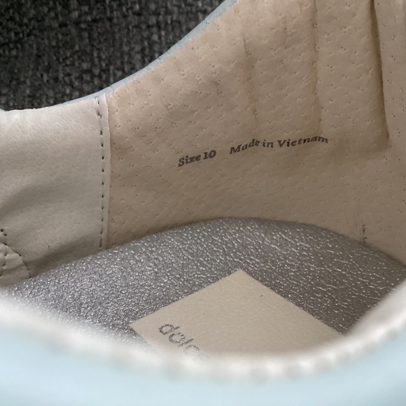 Dolce Vita Women's Zina 360 Lace-Up Sneakers, size 10 - Picture 4 of 13